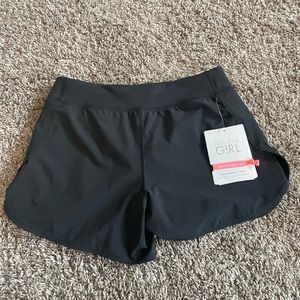 Athleta girl run the world 3” short